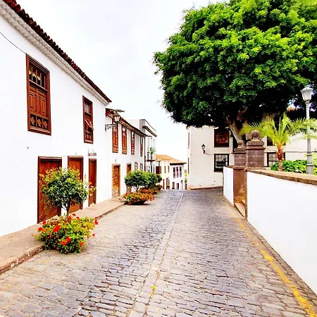Pretty Cozy House In Icod De Vinos Casa Tata By Hrtenerife Net Holiday home Icod De Los Vinos