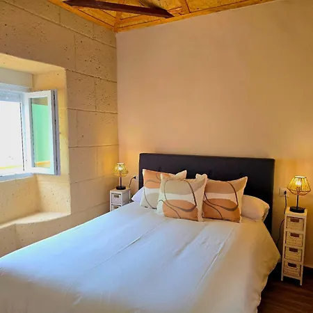 Pretty Cozy House In Icod De Vinos Casa Tata 別荘 *