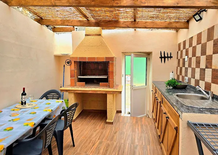 Pretty Cozy House In Icod De Vinos Casa Tata 펜션
