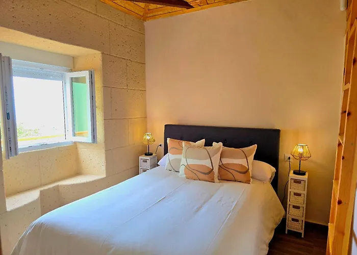 Pretty Cozy House In Icod De Vinos Casa Tata 펜션 *